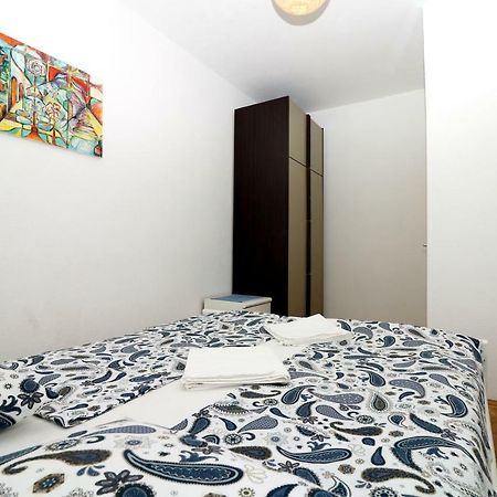 Apartments Reljic With Terrace Baška Eksteriør bilde