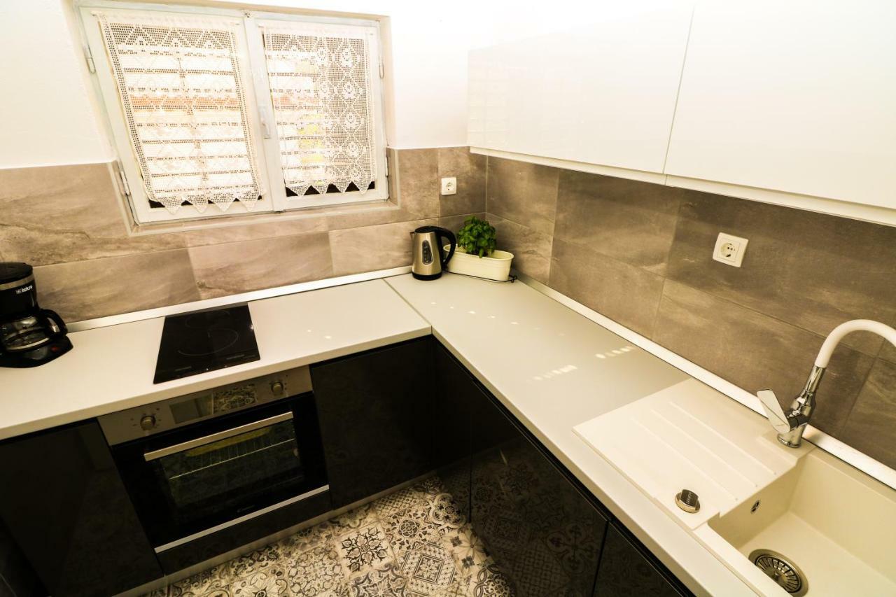 Apartments Reljic With Terrace Baška Eksteriør bilde