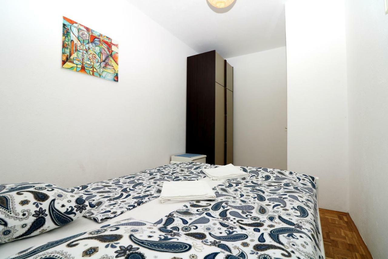 Apartments Reljic With Terrace Baška Eksteriør bilde