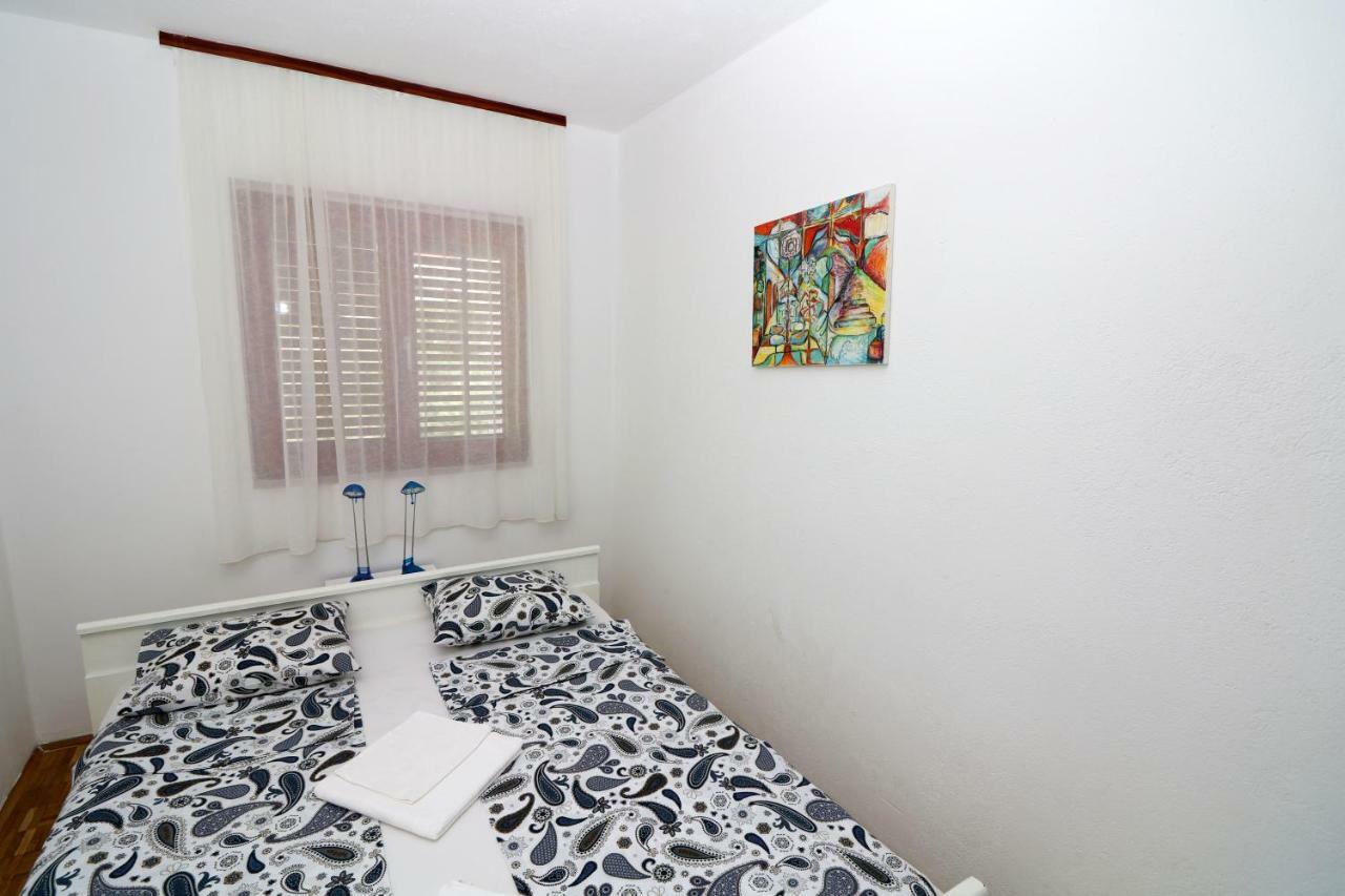 Apartments Reljic With Terrace Baška Eksteriør bilde