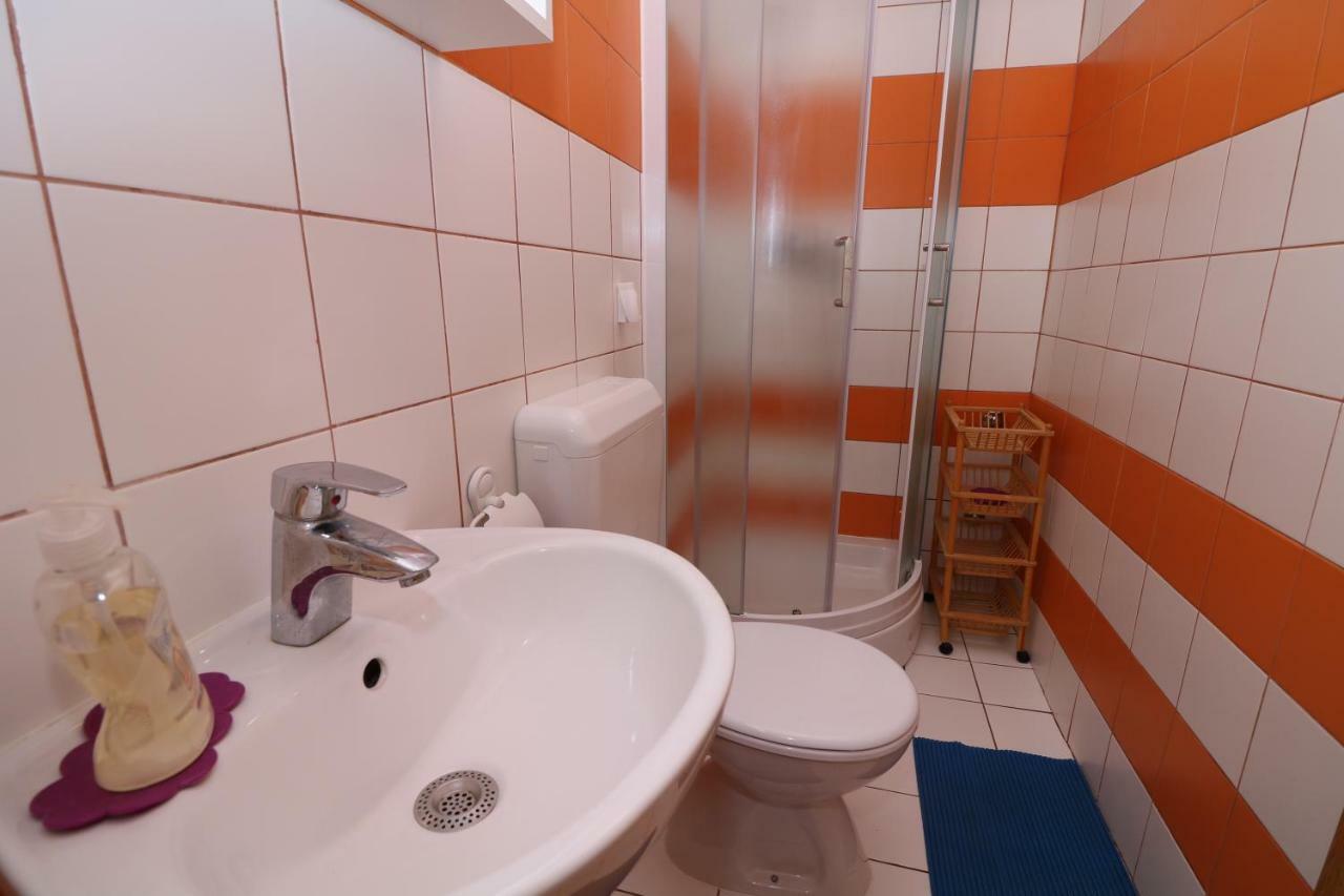 Apartments Reljic With Terrace Baška Eksteriør bilde