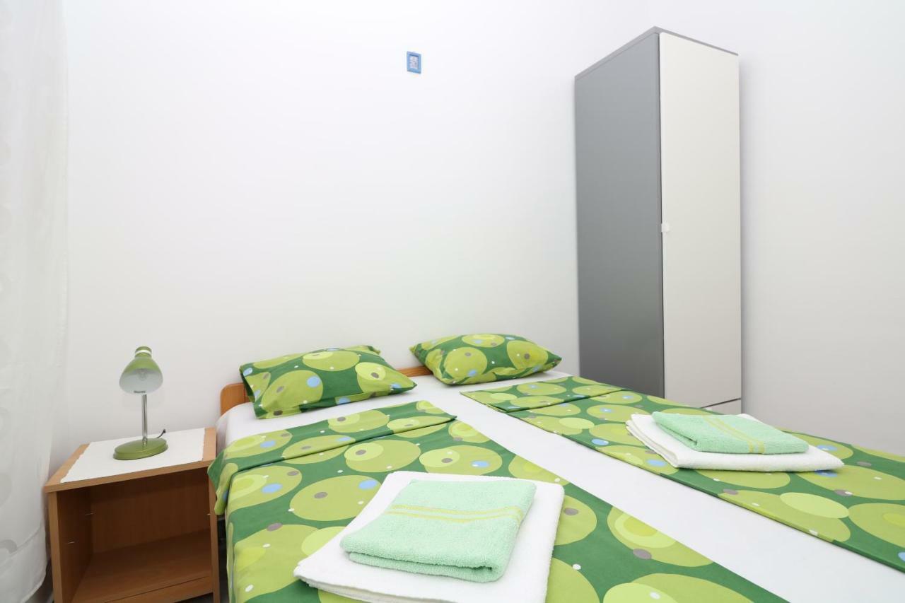 Apartments Reljic With Terrace Baška Eksteriør bilde