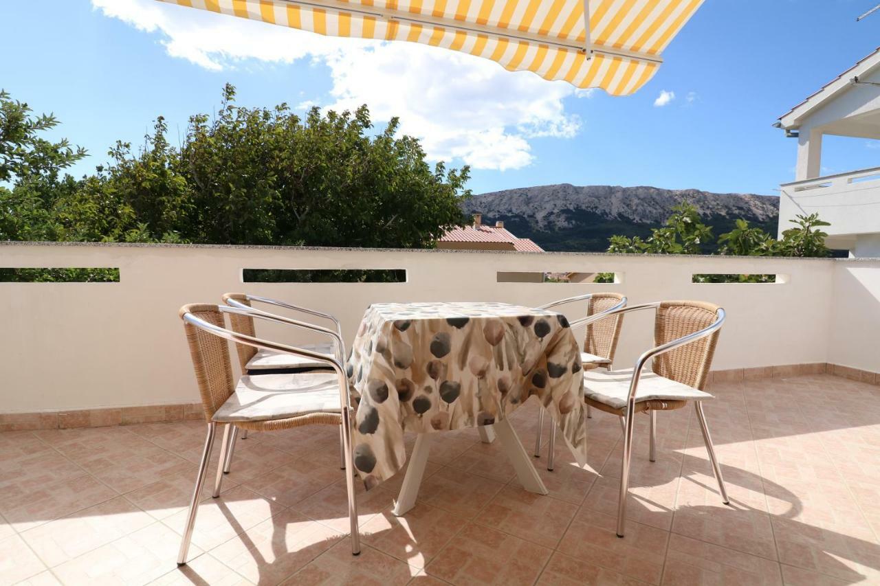 Apartments Reljic With Terrace Baška Eksteriør bilde