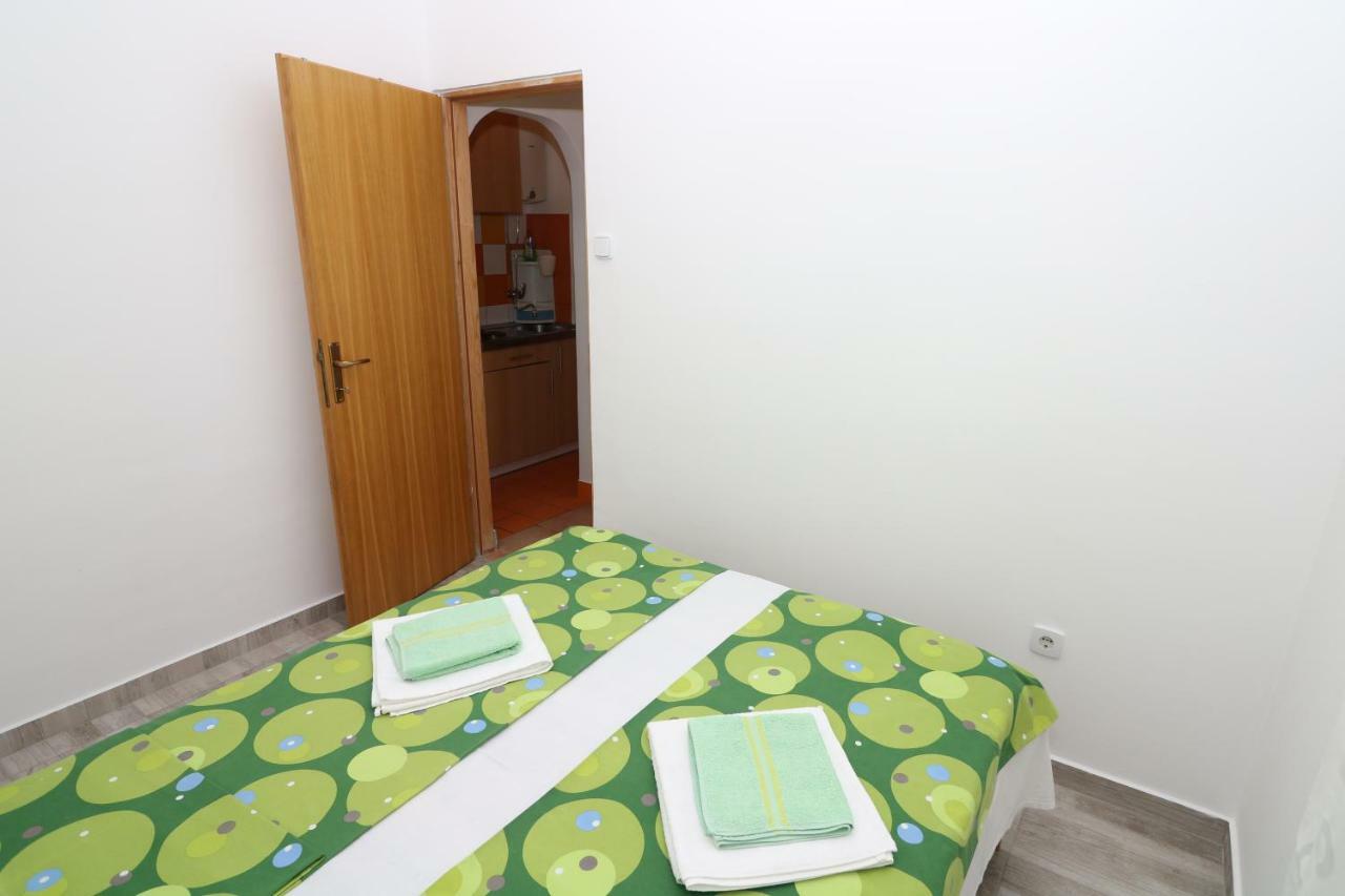 Apartments Reljic With Terrace Baška Eksteriør bilde